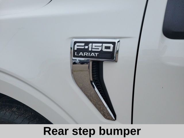 2025 Ford F-150 Lariat photo 4