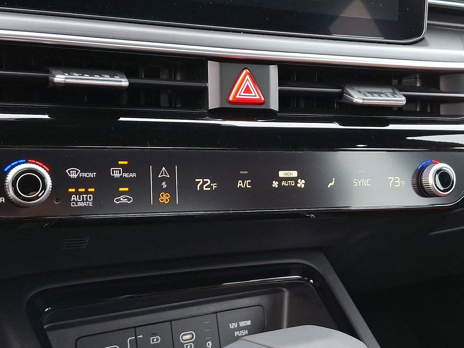 2026 Kia K5 GT-Line photo 8
