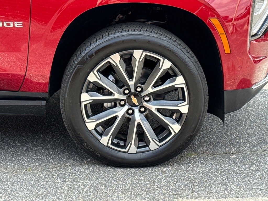 2025 Chevrolet Tahoe High Country photo 21
