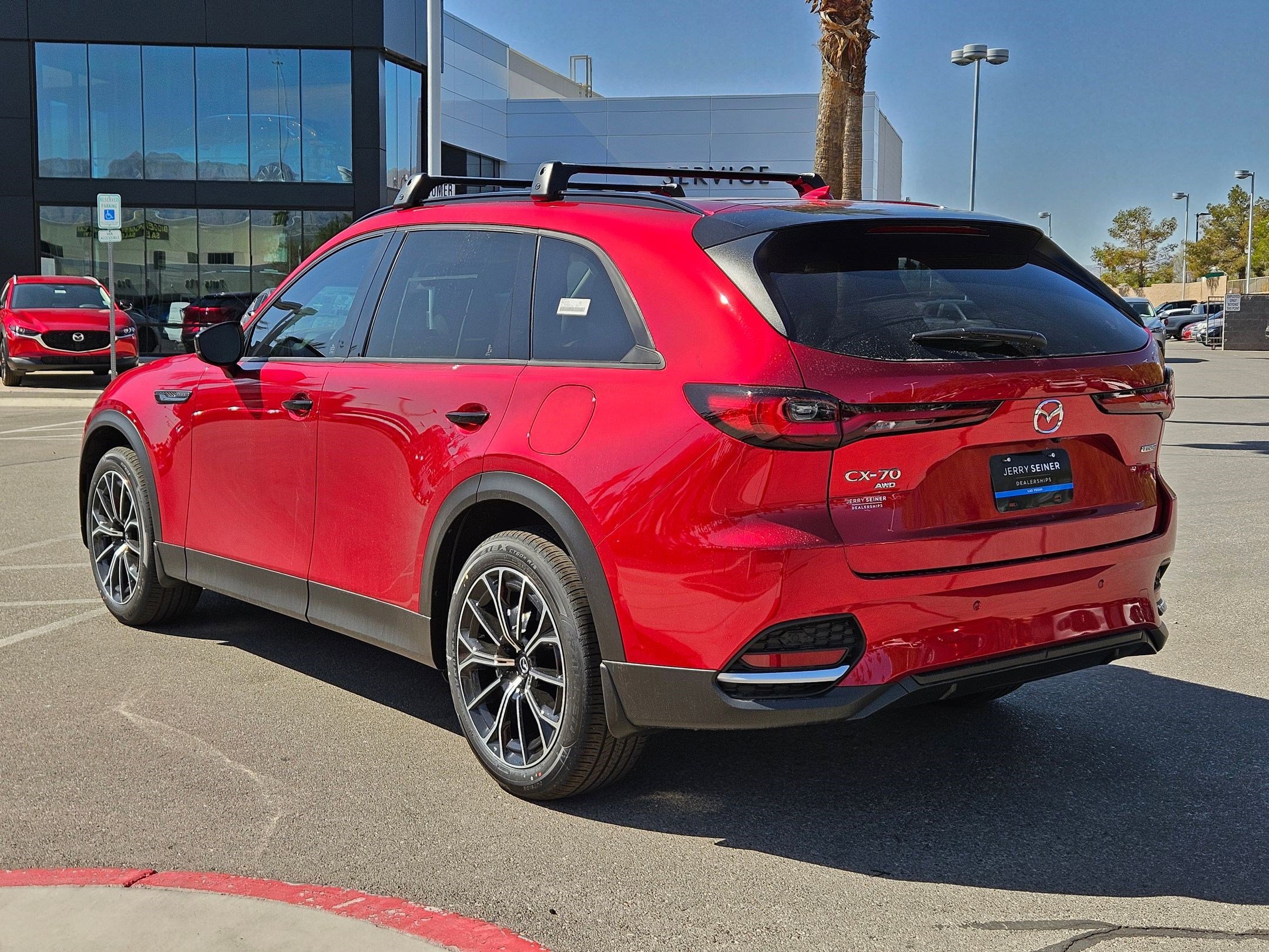 2025 Mazda CX-70 Plug-in Hybrid Premium photo 3