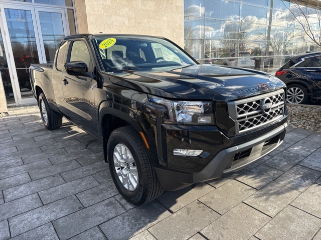 2024 Nissan Frontier SV's photo