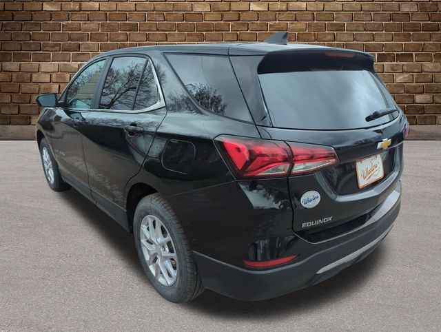 2023 Chevrolet Equinox LT photo 3