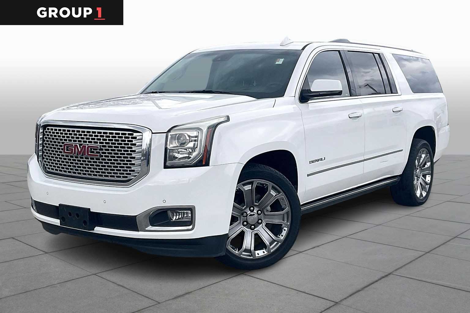 2016 GMC Yukon XL Denali's photo