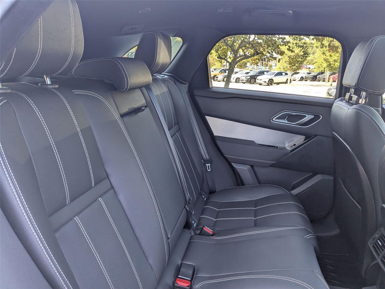 2022 Land Rover Range Rover Velar R-Dynamic S photo 25