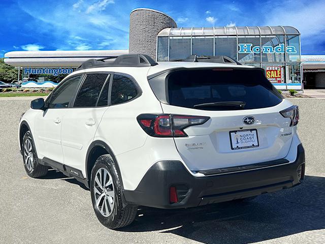 2022 Subaru Outback Premium photo 4