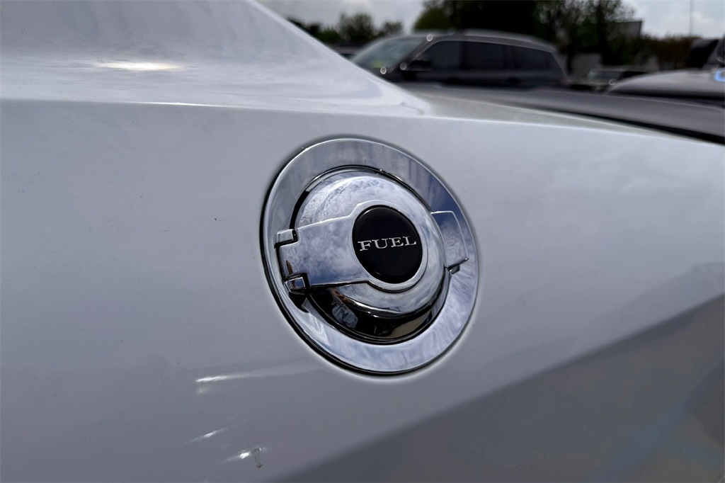 2023 Dodge Challenger SXT photo 7