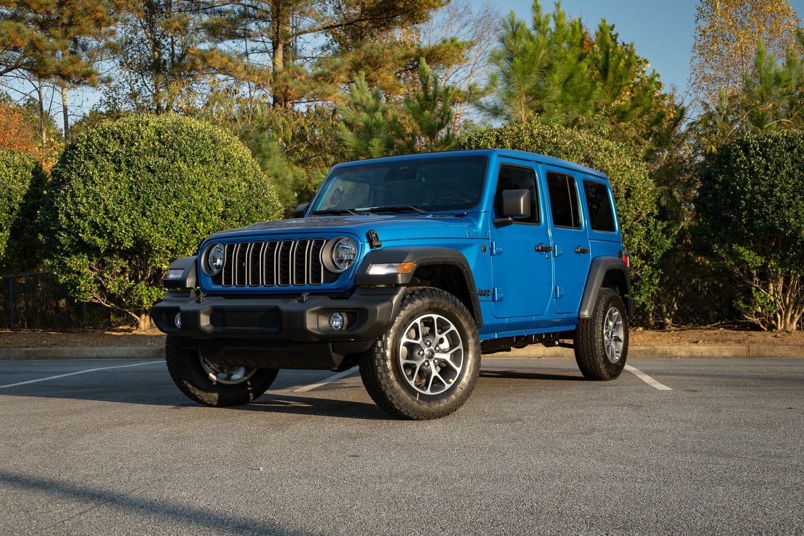 2026 Jeep Wrangler 4-Door Sport S's photo