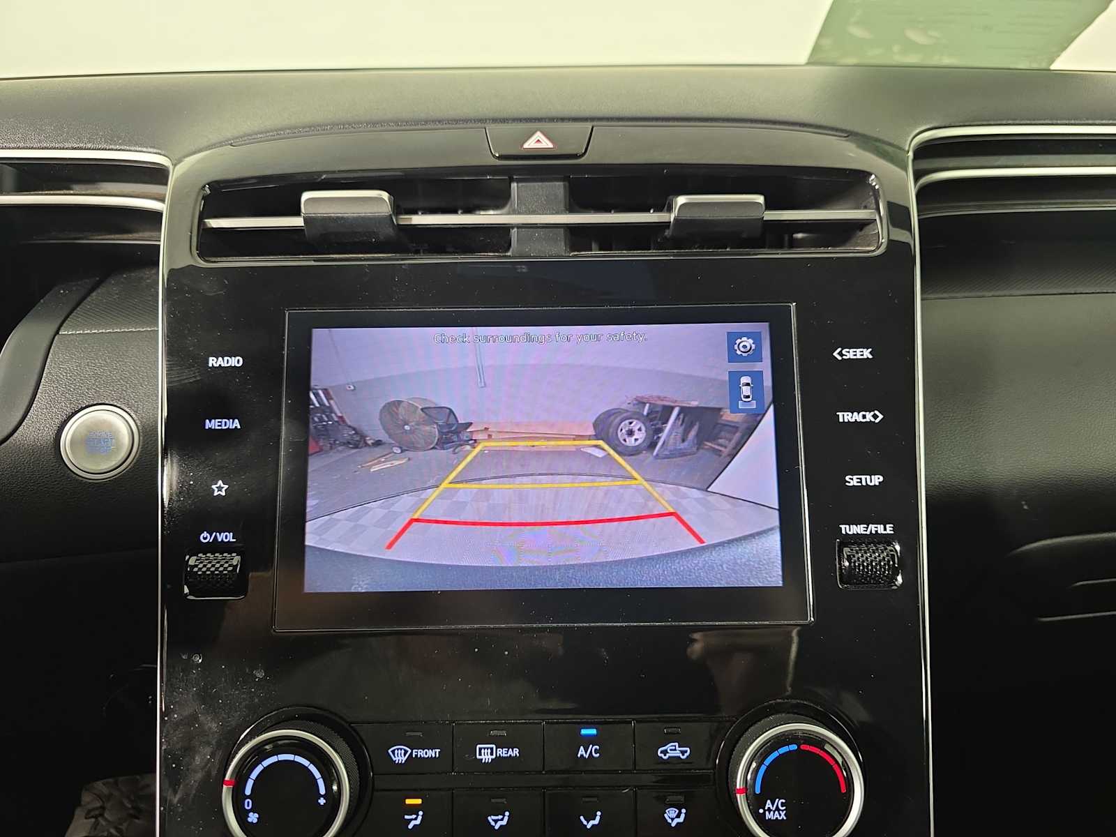 2023 Hyundai Santa Cruz SEL photo 13