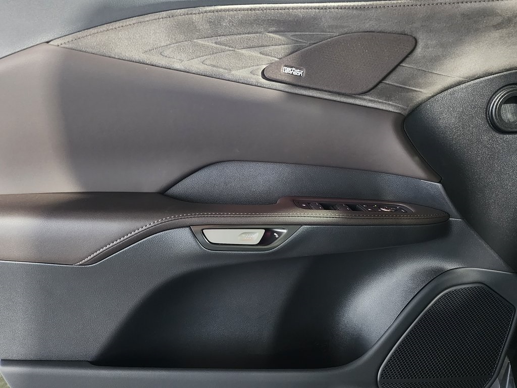2025 Lexus RX 450h+ Luxury photo 12