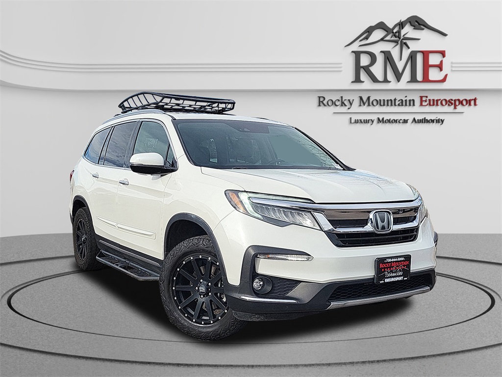 2019 Honda Pilot Elite's photo