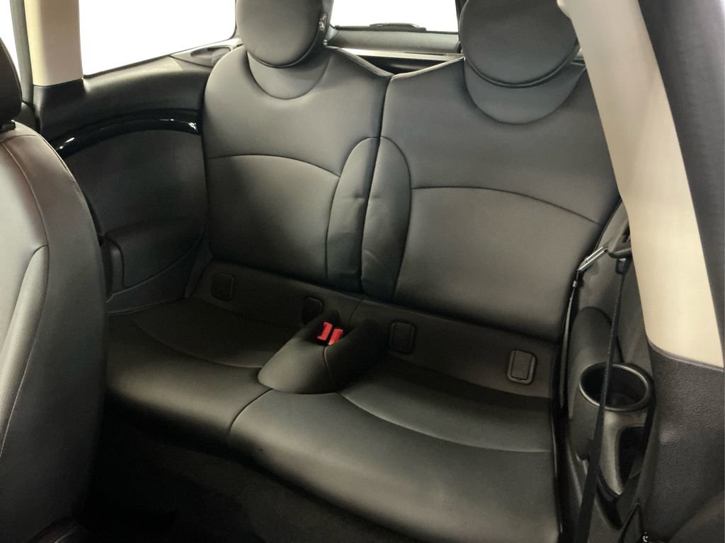 2013 Mini Clubman Base photo 10