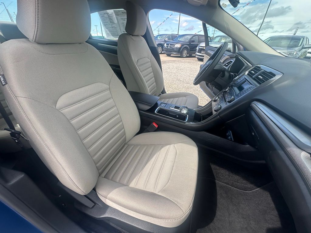2018 Ford Fusion S Hybrid photo 31
