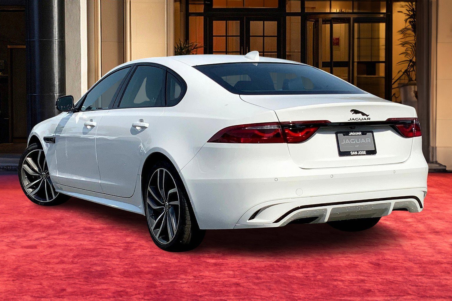 2024 Jaguar XF P300 R-Dynamic SE photo 3