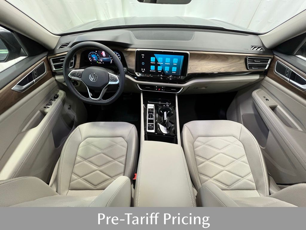 2025 Volkswagen Atlas SE Technology photo 13