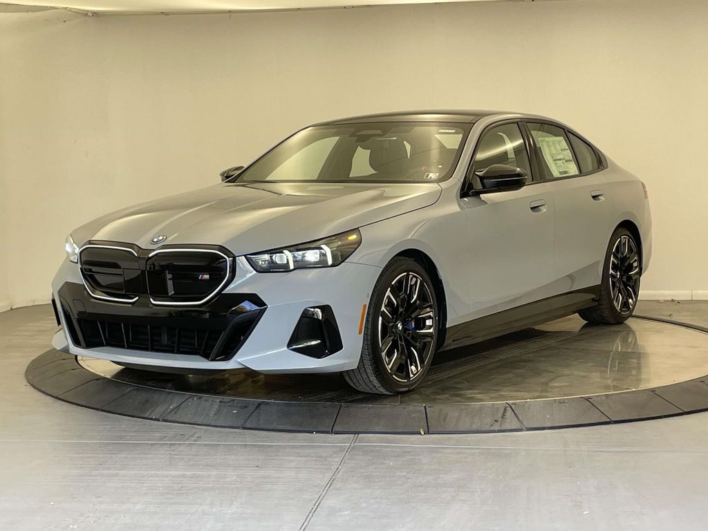 2025 BMW i5 M60's photo