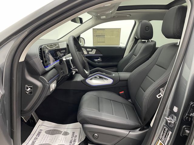 2026 Mercedes Benz GLS 450 4MATIC photo 12
