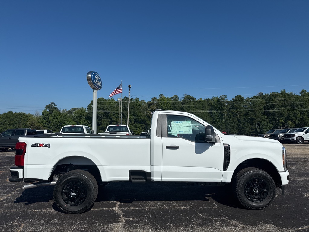 2025 Ford F-350 XL photo 12