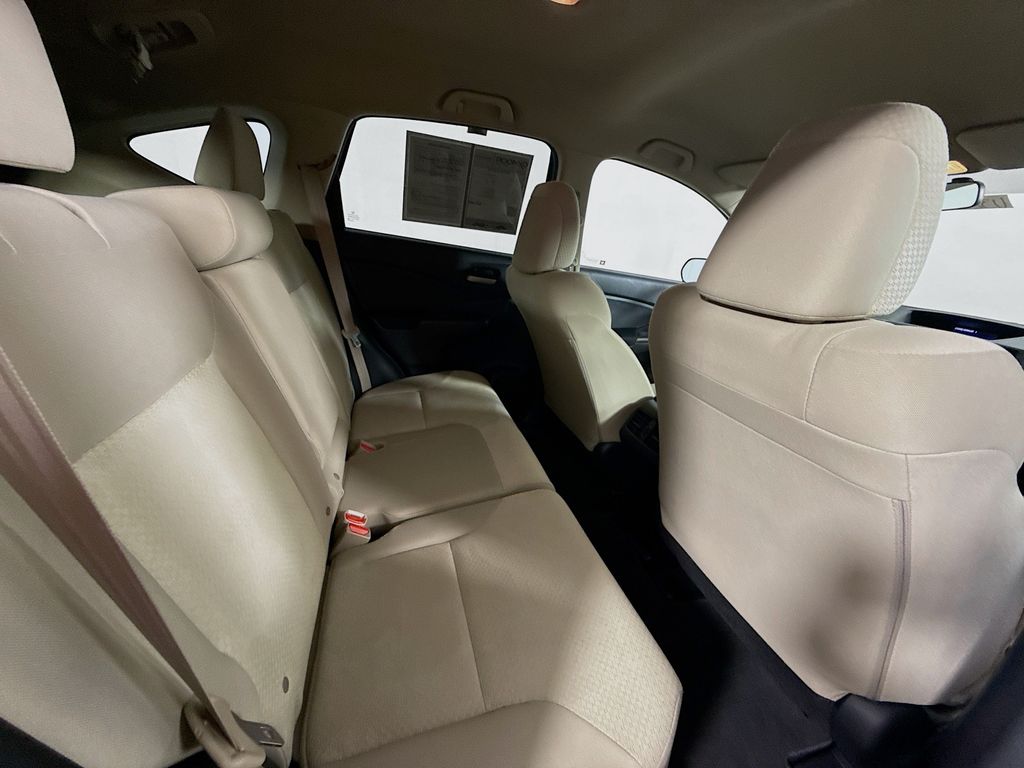 2016 Honda CR-V SE photo 24