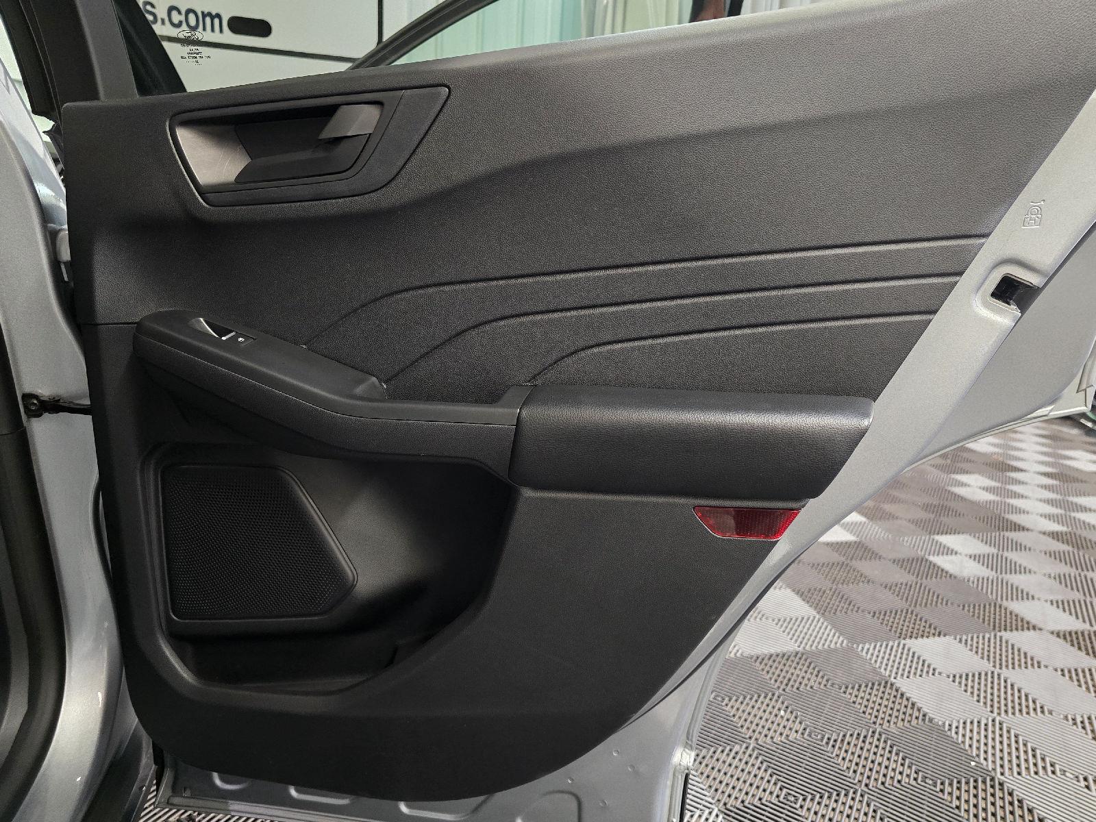 2022 Ford Escape SE photo 26