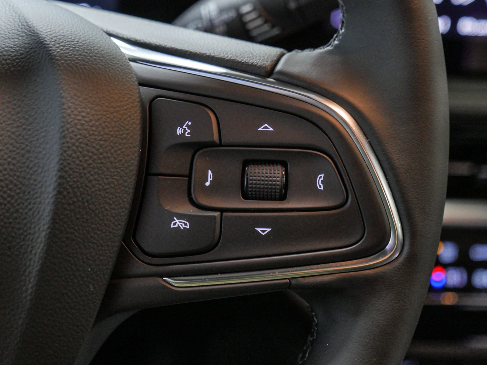 2025 Buick Envista ST photo 28