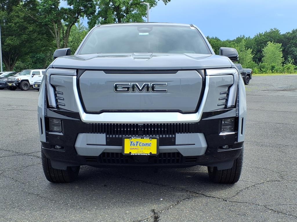 2025 Gmc Sierra EV Denali photo 2