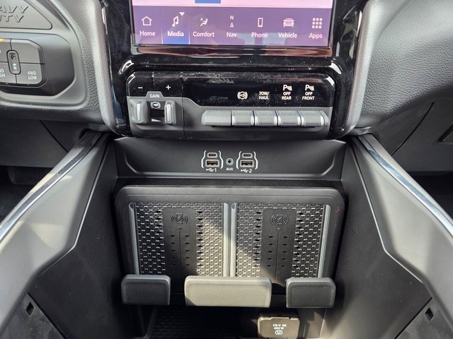 2025 Ram 2500 Laramie photo 35
