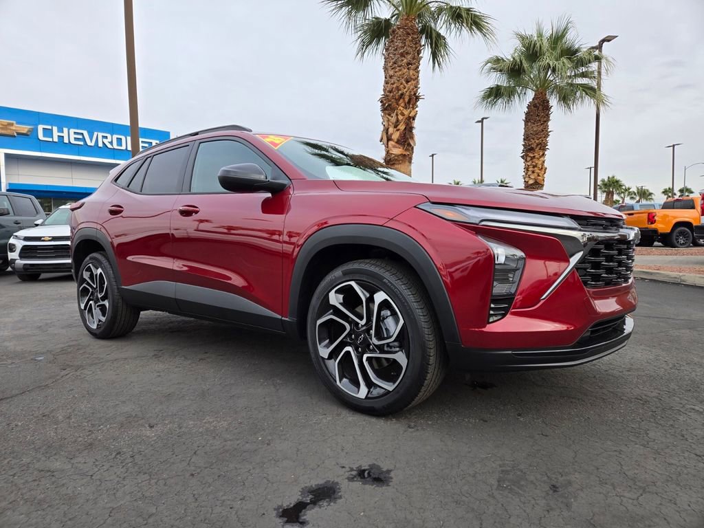 2025 Chevrolet Trax RS's photo