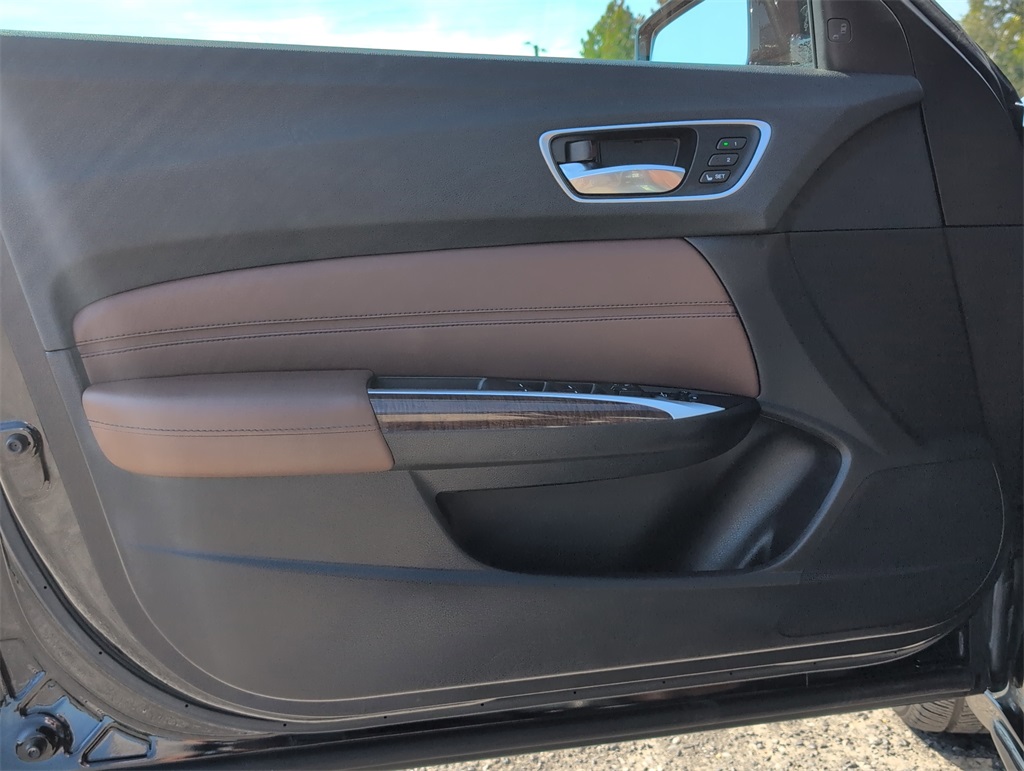 2019 Acura TLX 3.5L Advance photo 10