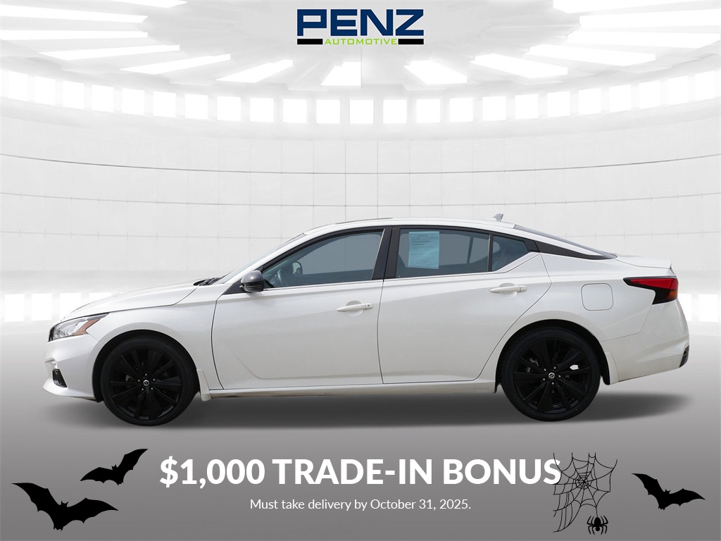 2022 Nissan Altima 2.5 SR photo 4