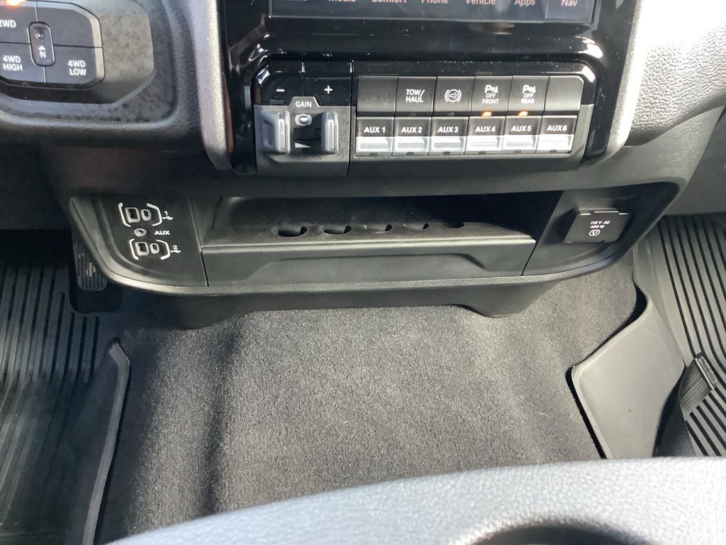 2025 Ram 2500 Tradesman photo 21