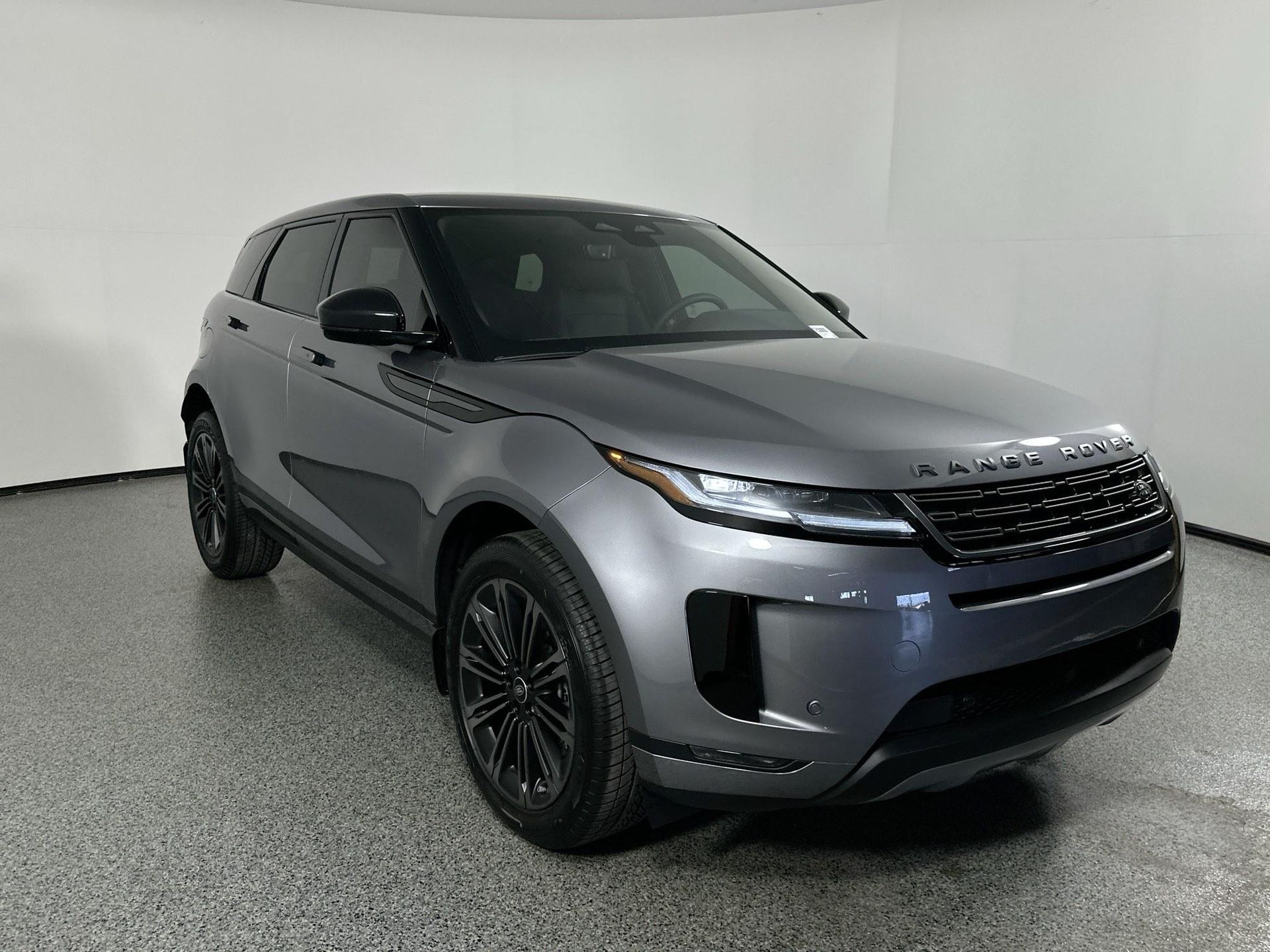 2026 Land Rover Range Rover Evoque S photo 2