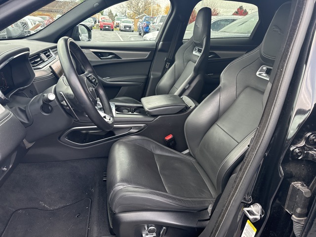 2024 Jaguar F-PACE P250 R-Dynamic S photo 3