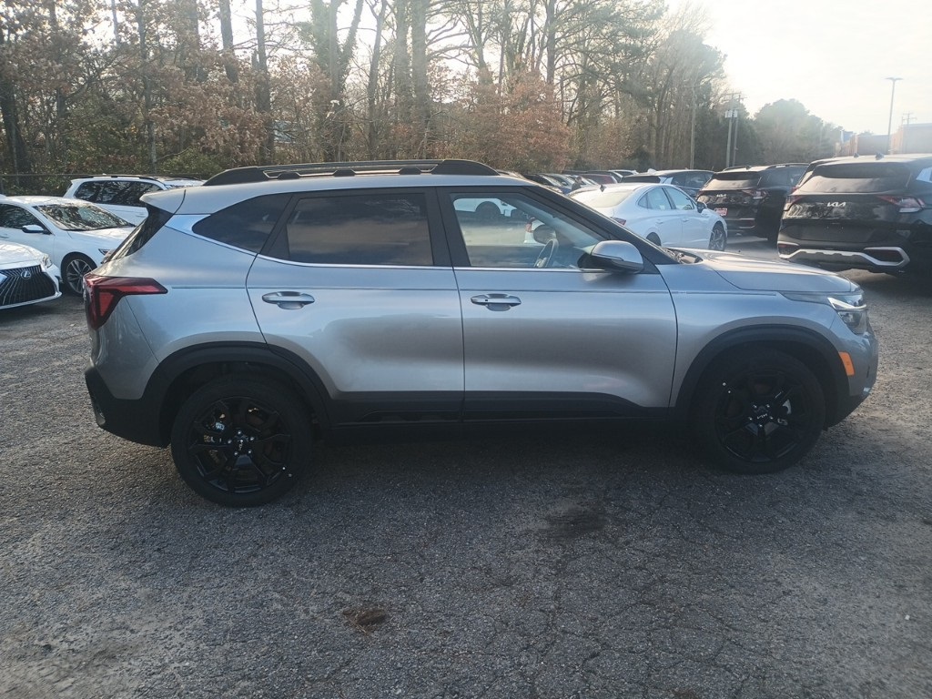 2024 Kia Seltos X-Line photo 6