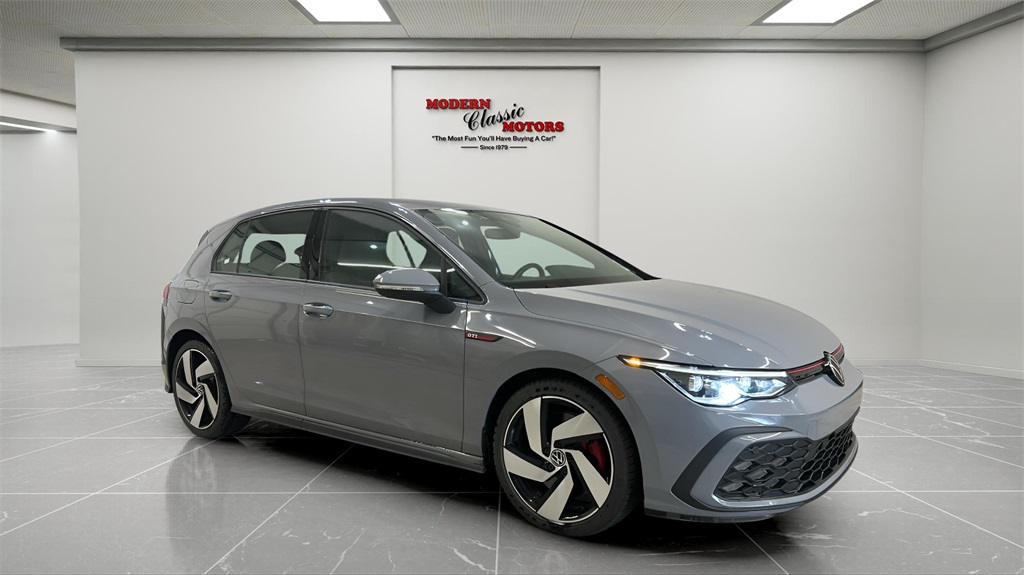 2024 Volkswagen Golf GTI S's photo