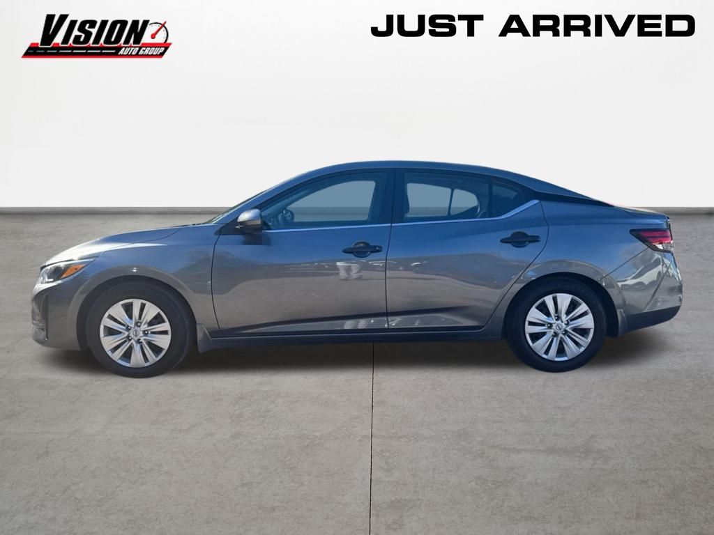 2025 Nissan Sentra S photo 2