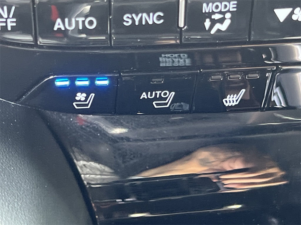 2023 Acura MDX A-Spec SH-AWD photo 26