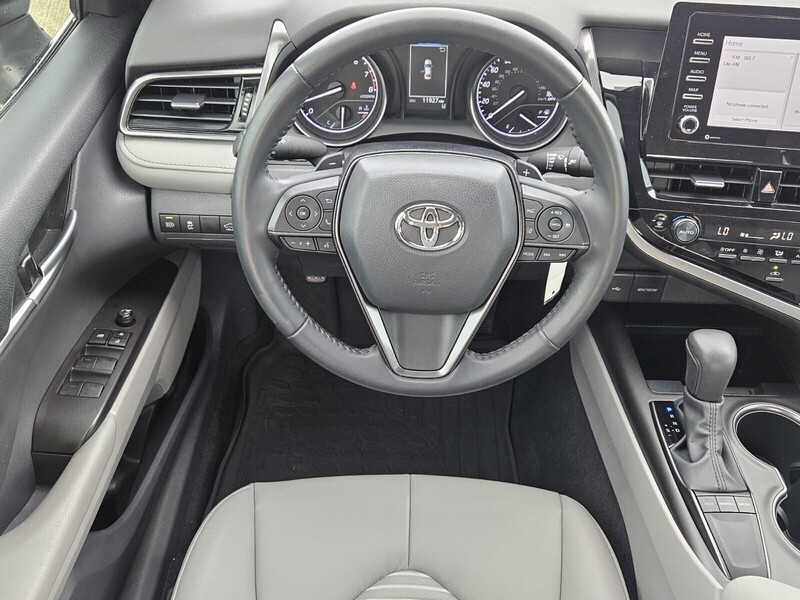 2023 Toyota Camry SE photo 11