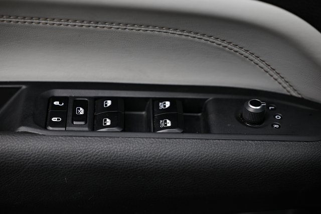 2024 Jeep Compass Limited photo 17
