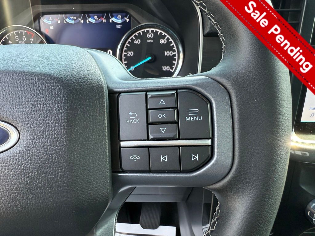 2023 Ford F-150 XLT photo 17