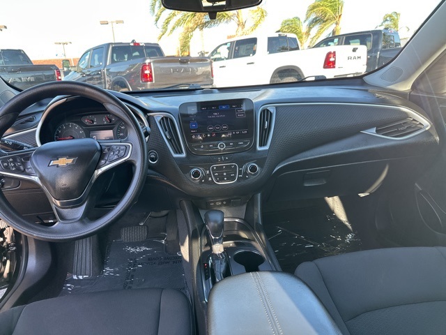 2023 Chevrolet Malibu 1LT photo 18