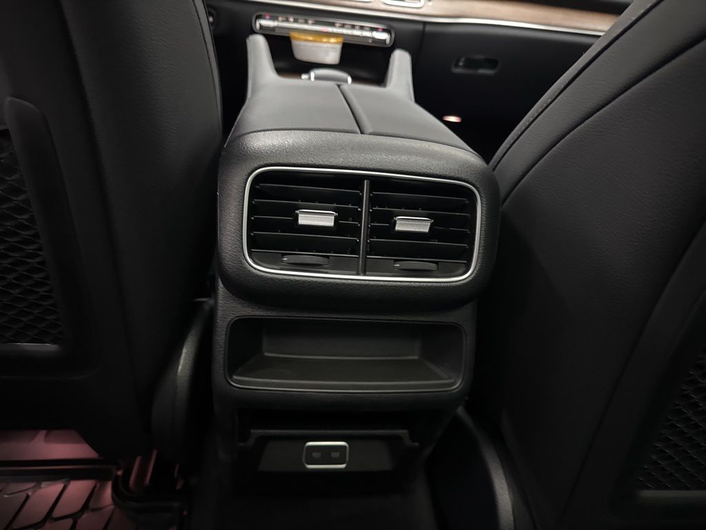 2026 Mercedes Benz GLE 350 photo 21