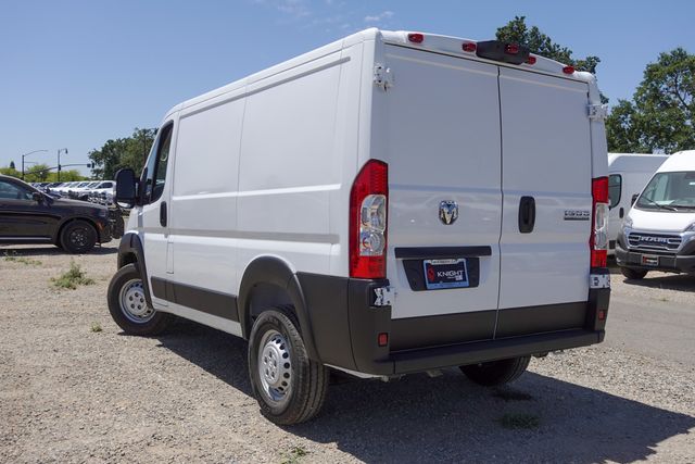 2025 Ram ProMaster 1500 Tradesman photo 3