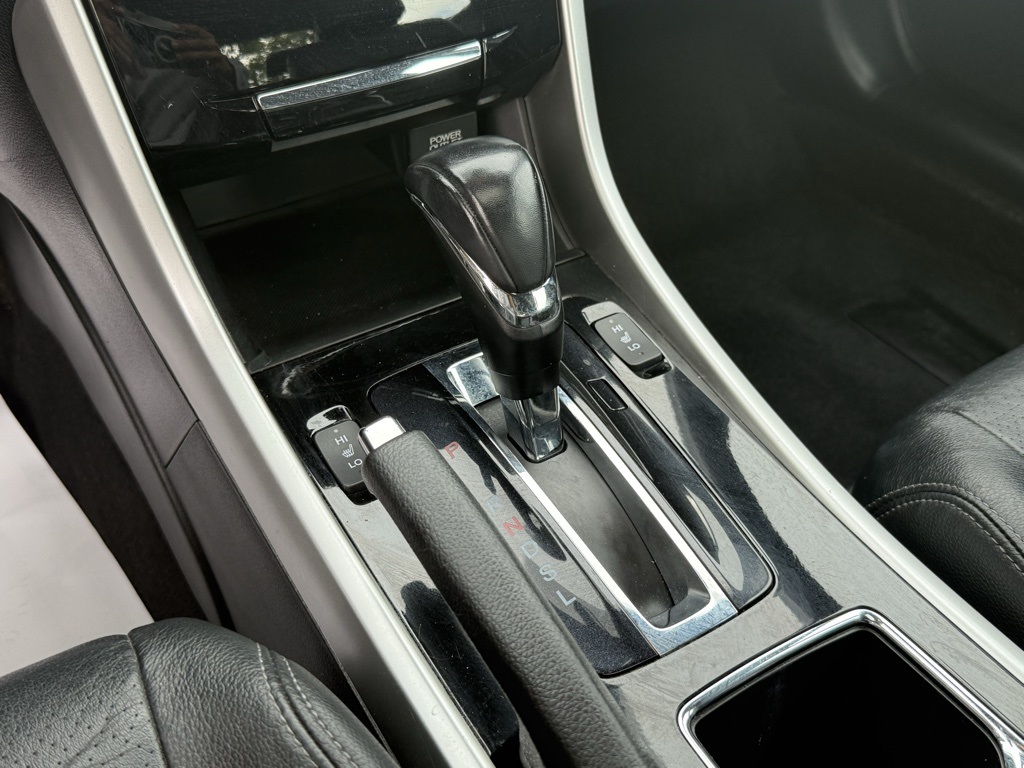 2016 Honda Accord EX-L photo 17