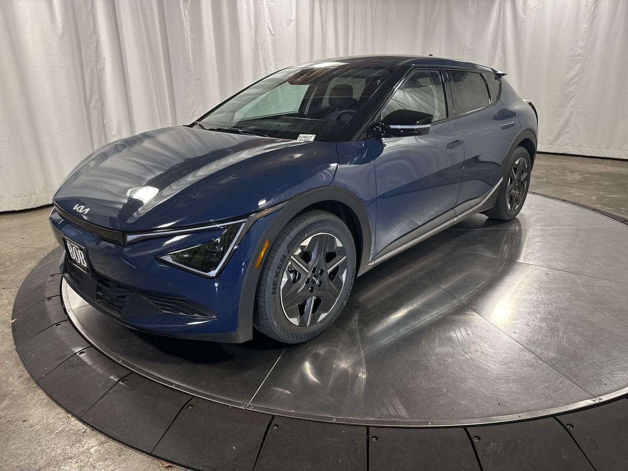 2025 Kia EV6 Light L/R's photo