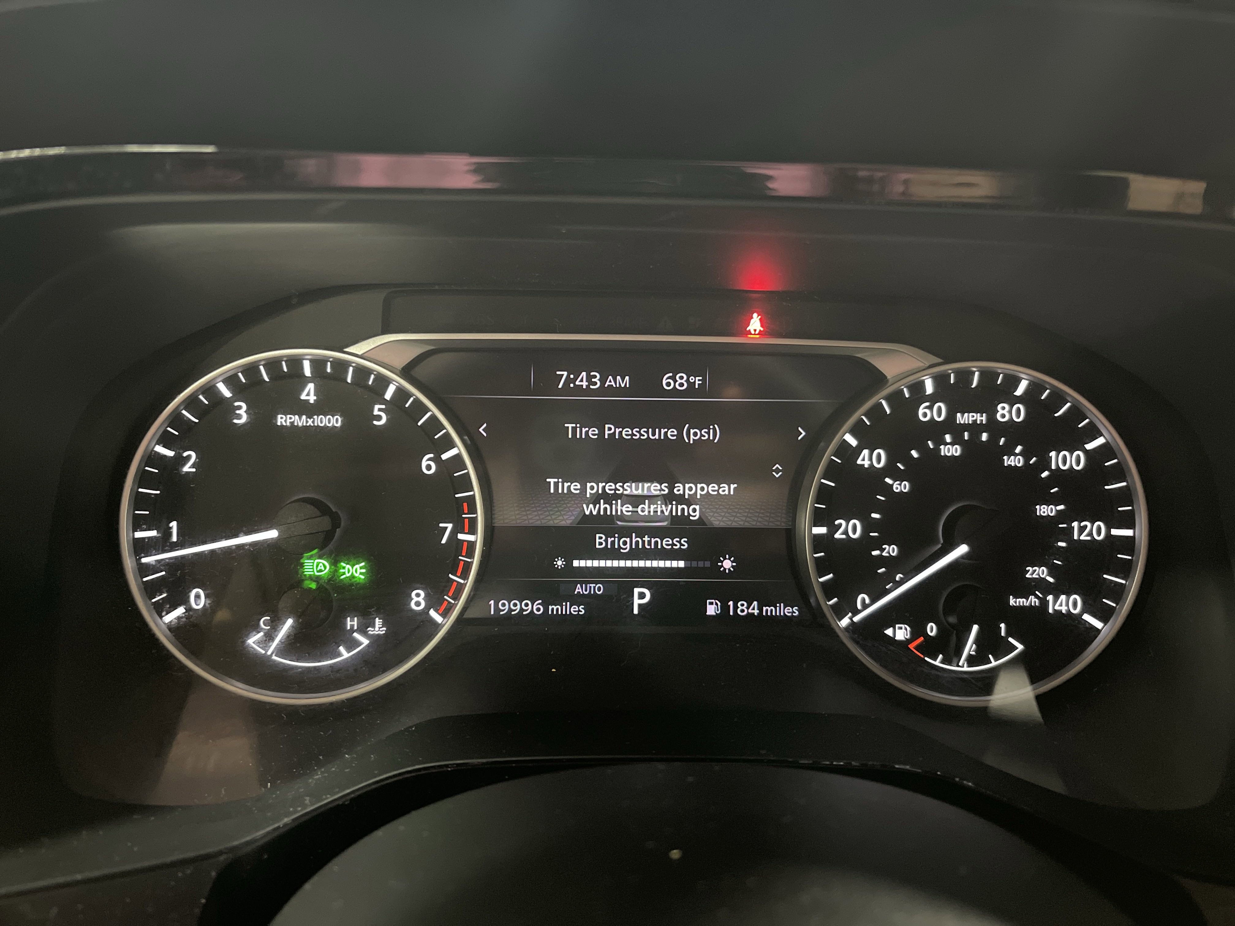 2024 Nissan Pathfinder SV photo 9