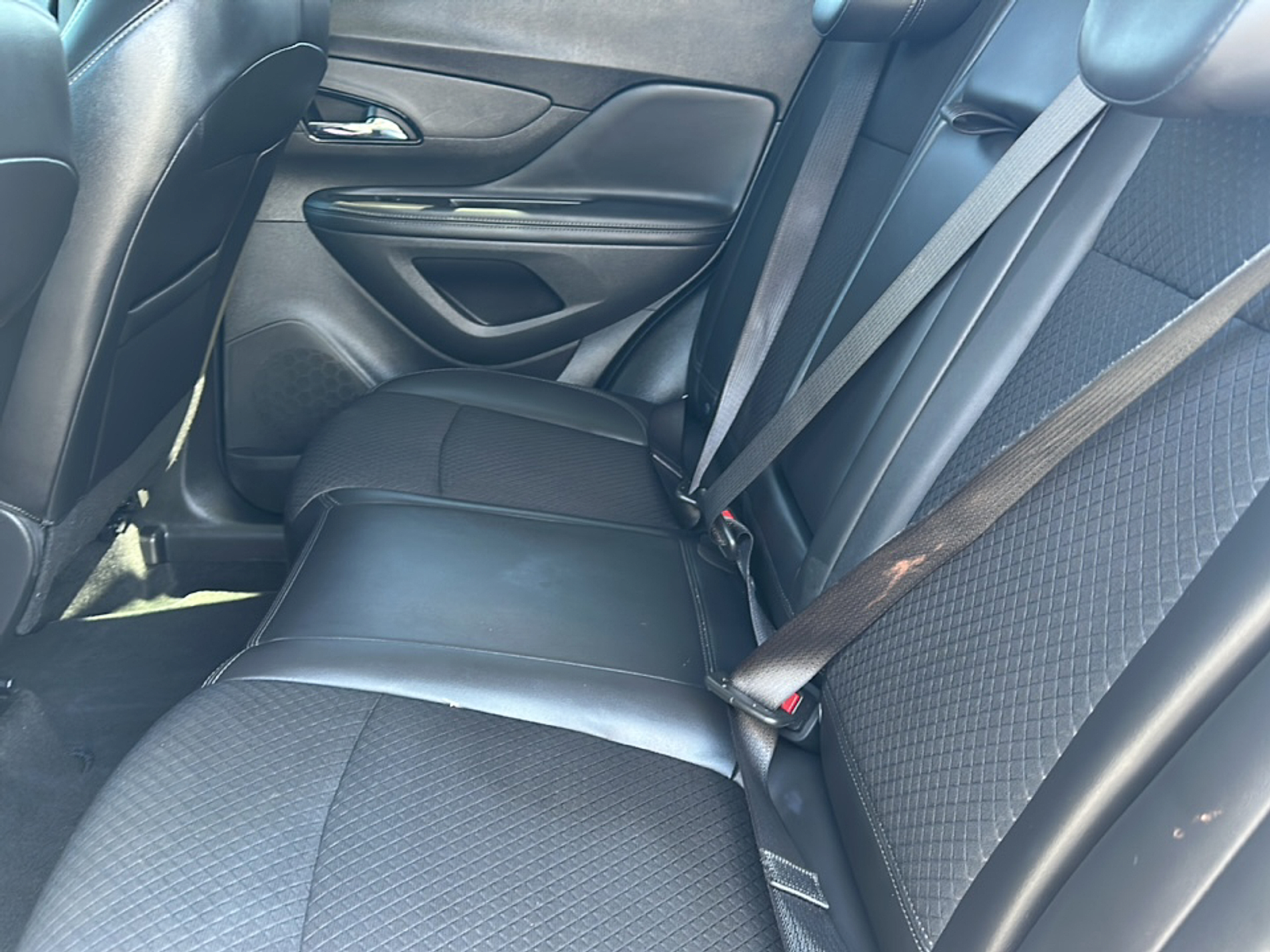 2022 Buick Encore Preferred photo 5