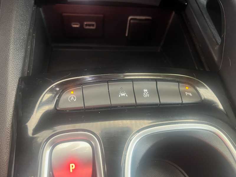 2021 Buick Envision Essence photo 13
