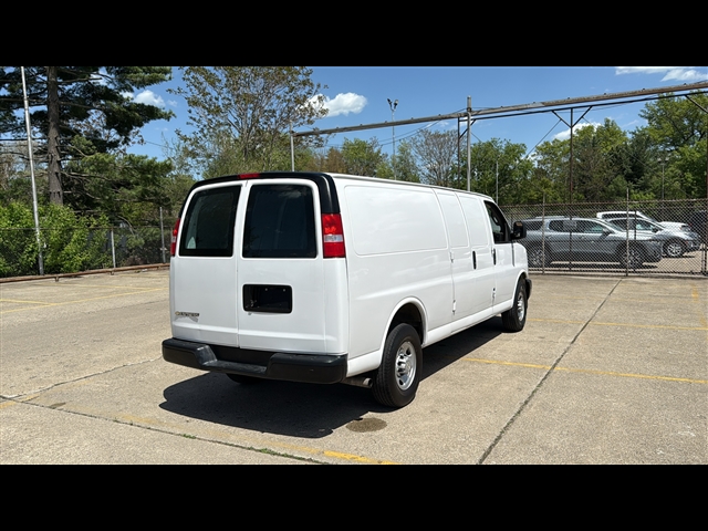 2021 Chevrolet Express Cargo 2500 photo 4