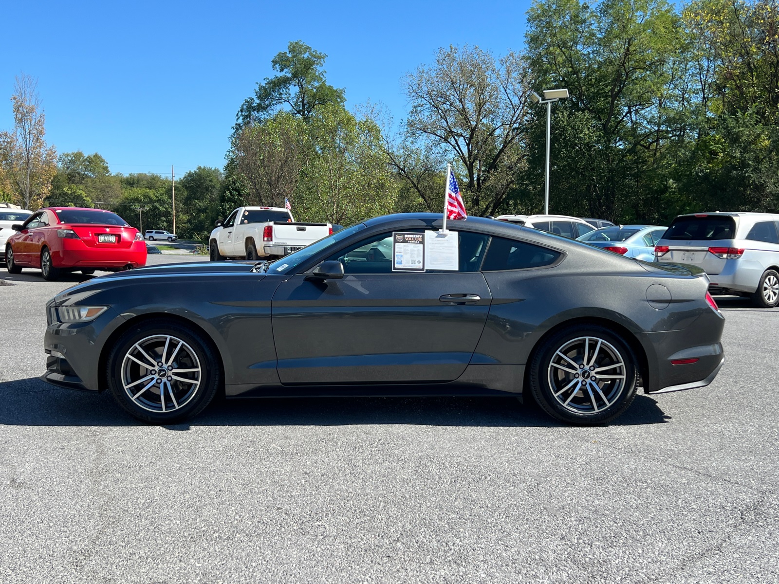 2015 Ford Mustang EcoBoost Premium photo 3
