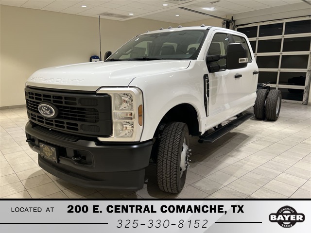 2026 Ford F-350 Super Duty Chassis Cab XL's photo